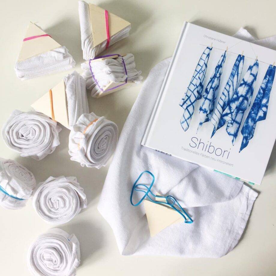 Renna Deluxe SHIBORI – Stoff japanisch färben, Kreativbuch Versandkostenfrei
