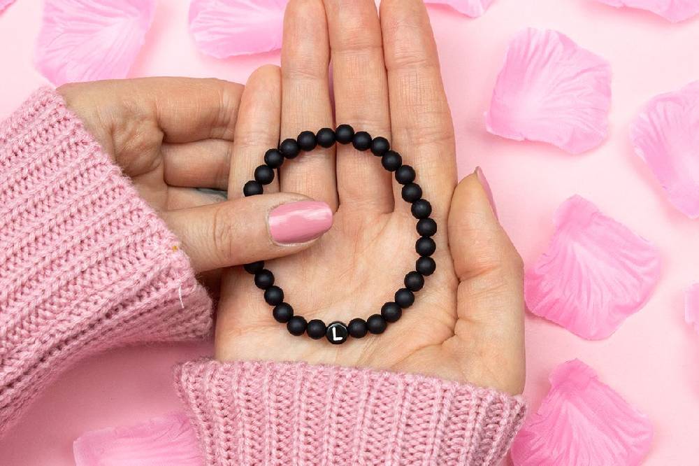 Sadingo Partnerarmband mit Buchstaben und Achat Perlen Limitierter Zeitrabatt
