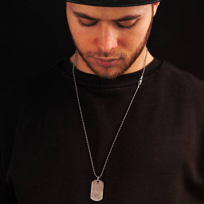 Save Brave Kugelkette Robert mit Dog Tag Anhänger Rabatte dieses Monats