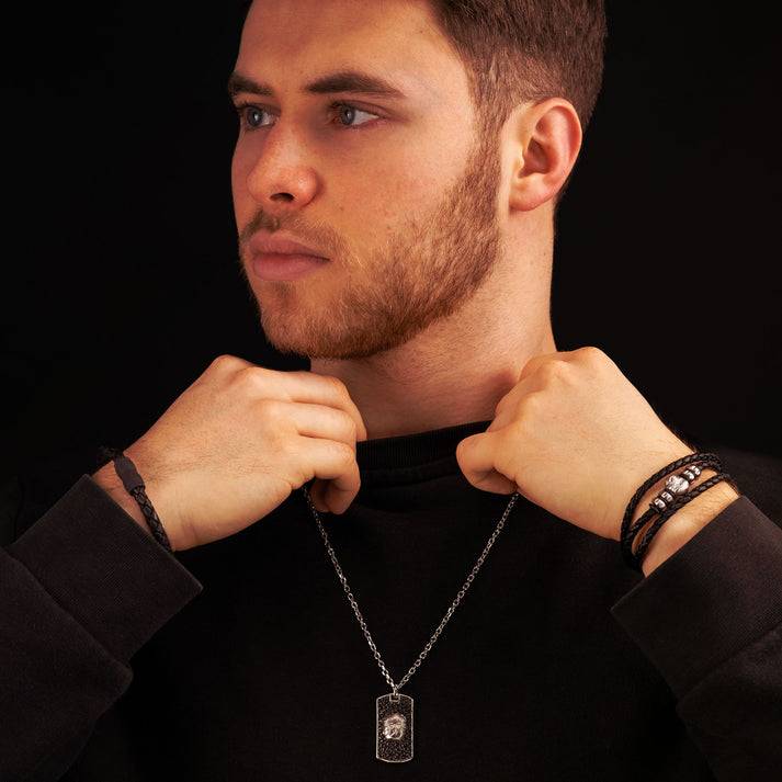Save Brave Lederarmband Aaron mit Carbonperlen Kostenloser Versand