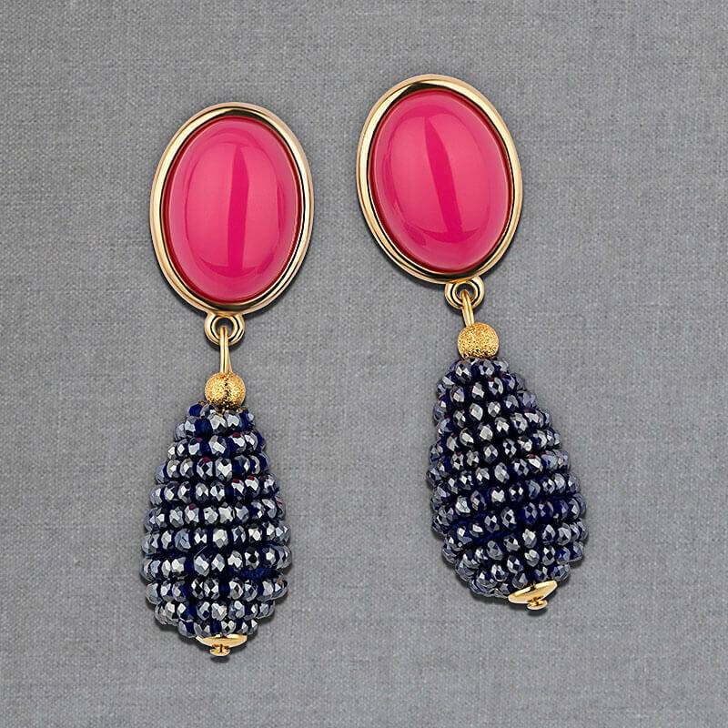 SchwesterSchwester Pinkfarbene Ohrstecker mit glitzerndem dunkelblauen Tropfen von AmuseToi Begrenzt auf 3 Tage