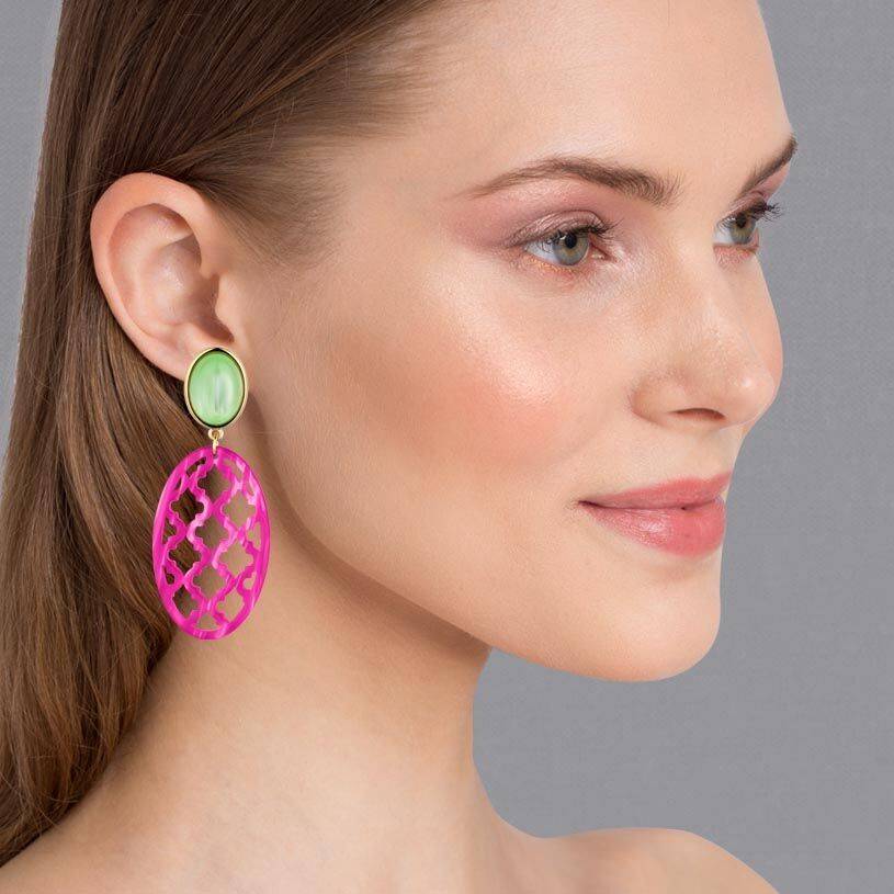 SchwesterSchwester Vergoldete Ohrstecker in wunderschönem Hellgrün mit Oval in Pink im Marrakesch-Stil Saisonschlussverkauf