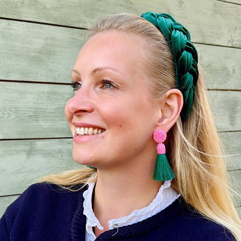 SchwesterSchwester Extravagante Perlen-Quastenohrringe in Rosa und Dunkelgrün Vierteljährliche Förderung