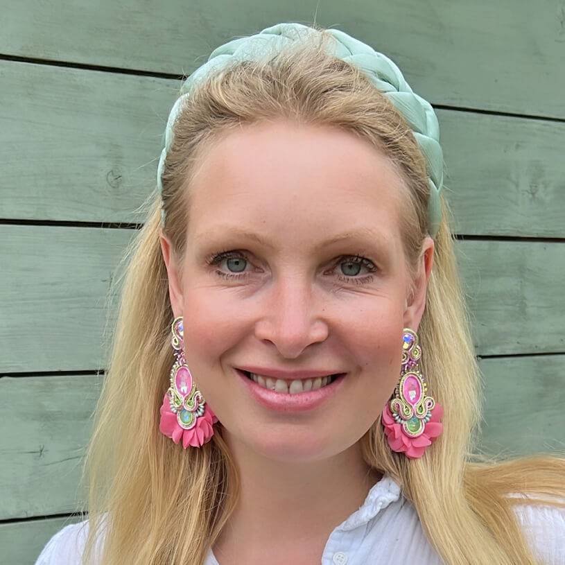 SchwesterSchwester Außergewöhnliche Soutache-Ohrringe in Rosa Bis zu 50% Rabatt