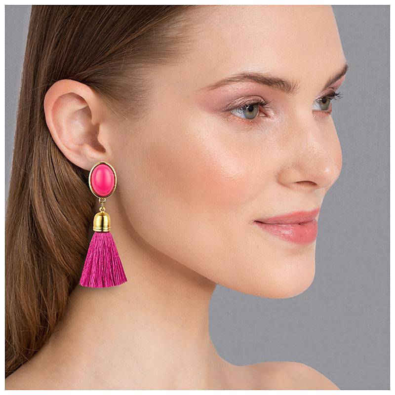 SchwesterSchwester Quasten Ohrringe als Ohrstecker in Pink mit pinkfarbener Quaste von AmuseToi Tiefpreis