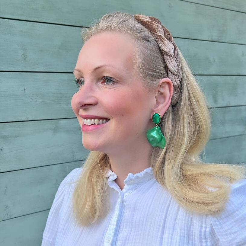 SchwesterSchwester Grüne Ohrringe mit Blütenblättern Discount Store für neue Produkte