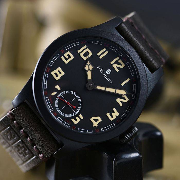 Steinhart MILITARY 42 handaufzug black Flash Sale
